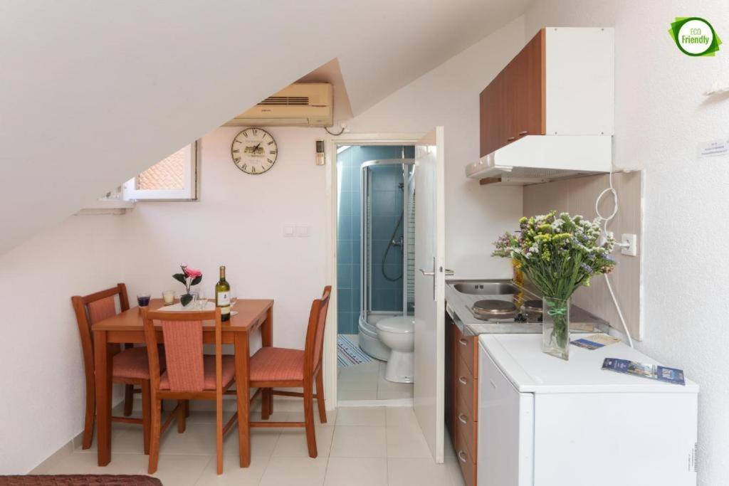 City Center Apartment Larica Dubrovnik Buitenkant foto