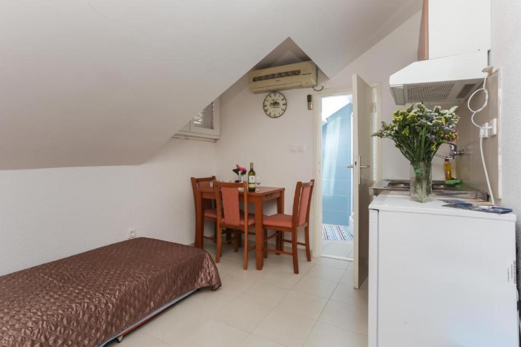 City Center Apartment Larica Dubrovnik Buitenkant foto